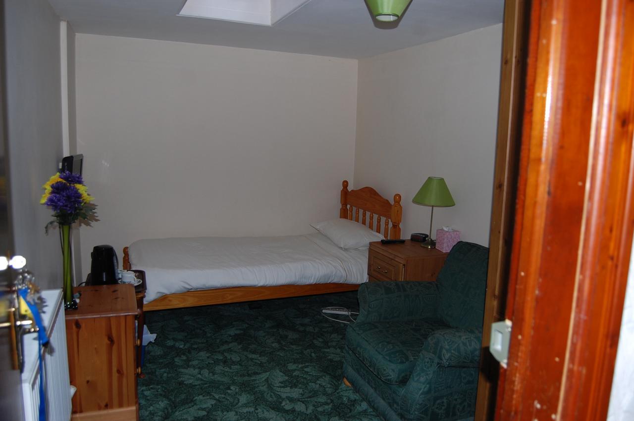 White Horse Hotel Strichen Zewnętrze zdjęcie